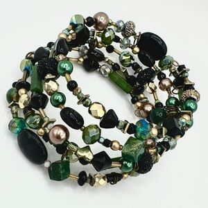 Green beaded wrap memory wire bracelet, gemstone bracelet, cuff bracelet boho